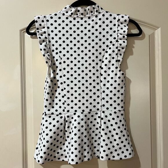 ANTHROPOLOGIE POSTAGE STAMP Short Sleeve Polkadot Top Black White Women’s XS - Picture 2 of 5